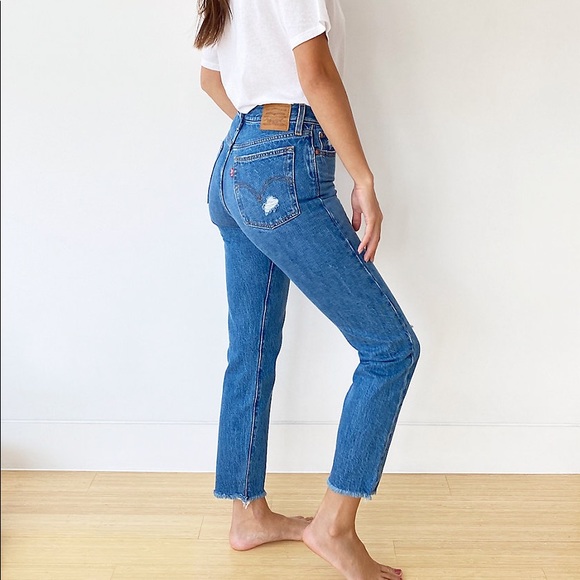 Levi’s Premium Wedgie ICON x Aritzia - Picture 16 of 16